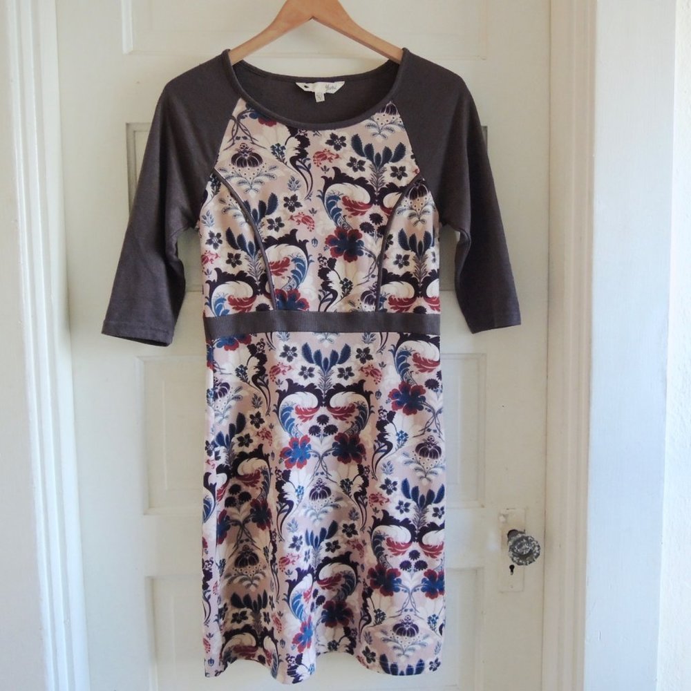 ModCloth Yumi Cozy Pink & Gray Floral Love to Lead Knit Dress S